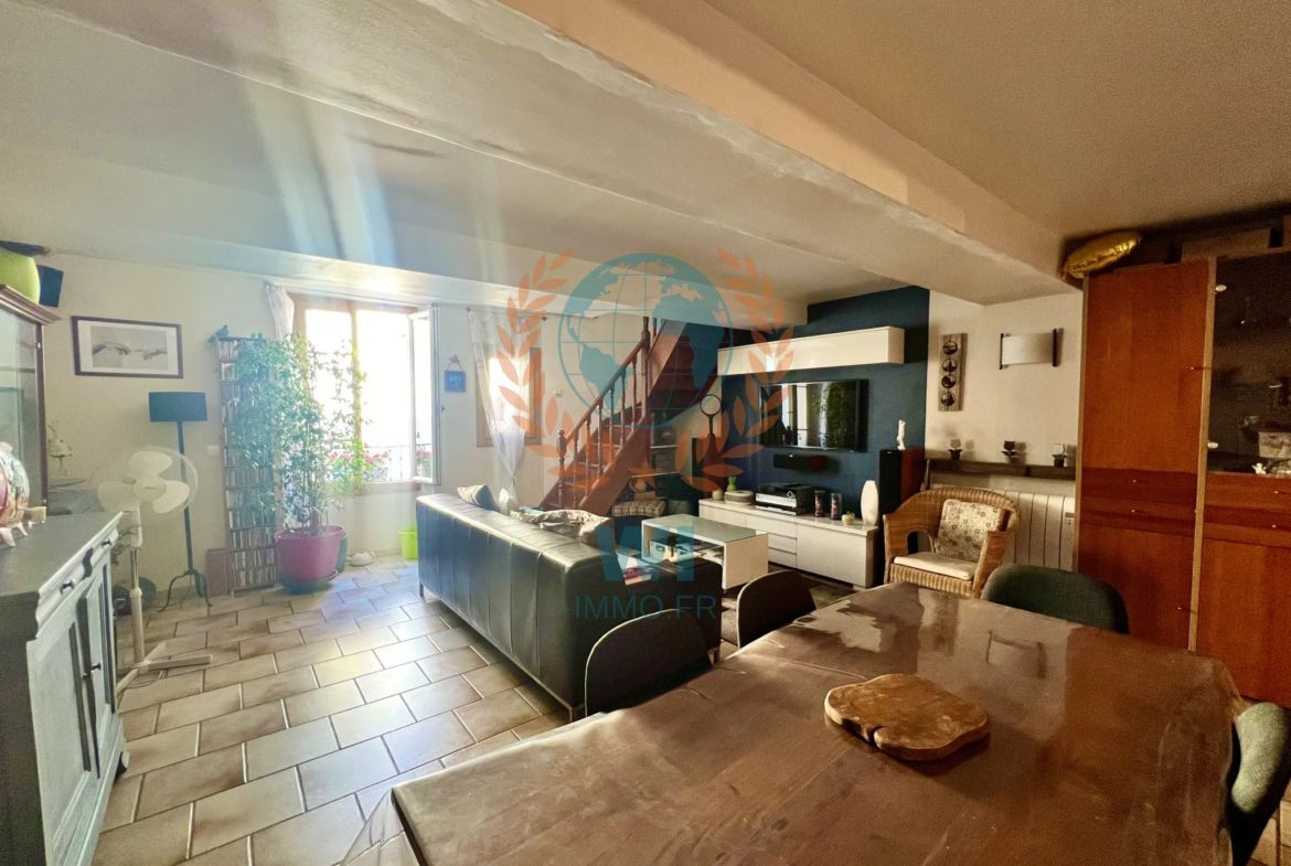 Triplex 5 pièces à vendre à Trans en Provence - 198 000 € 