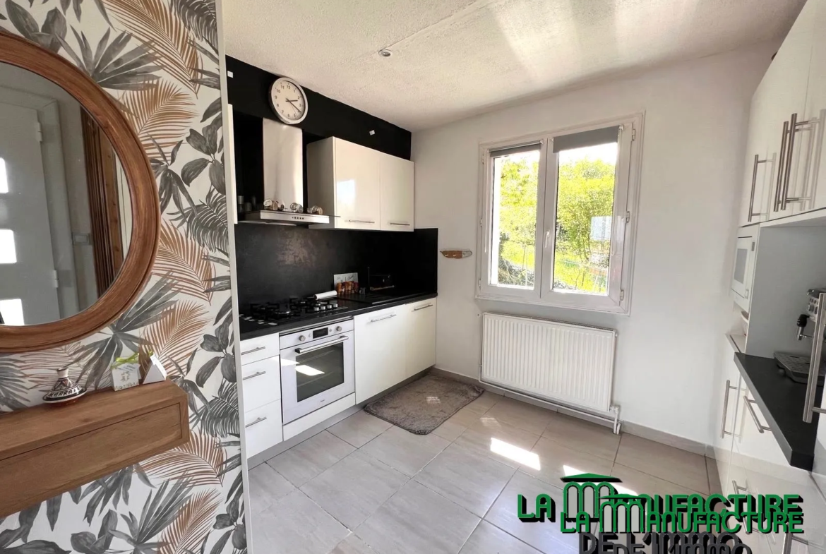 Maison individuelle de type F4 à Saint-Etienne - 640 m² de terrain 