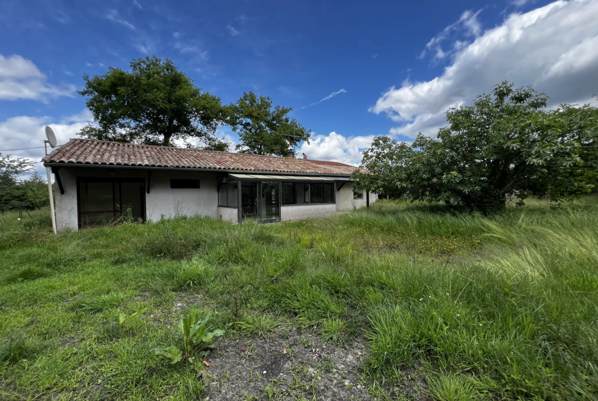 Maison contemporaine Girolle 3 chambres avec jardin et garage à Roaillan 