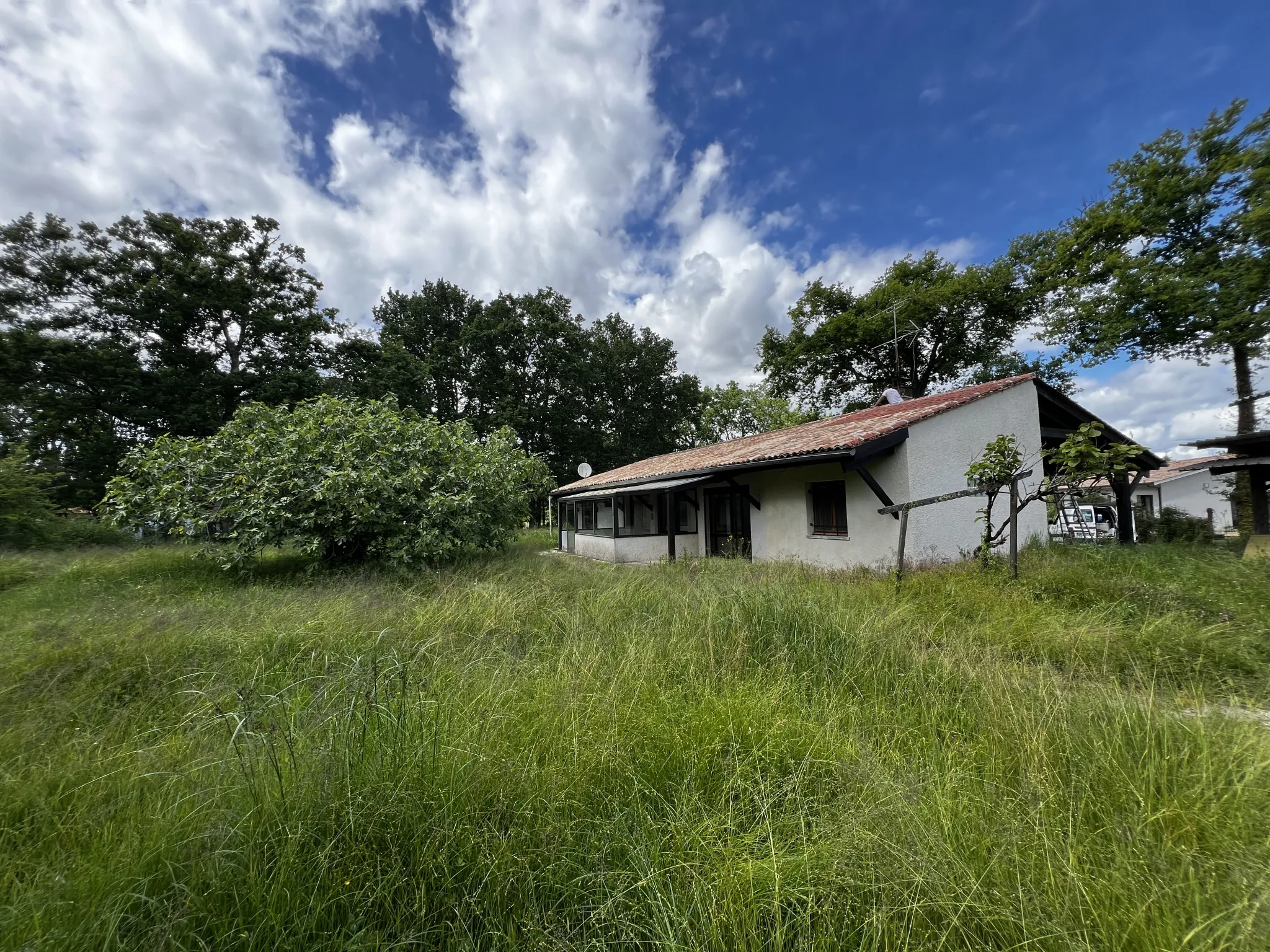 Maison contemporaine Girolle 3 chambres avec jardin et garage à Roaillan 