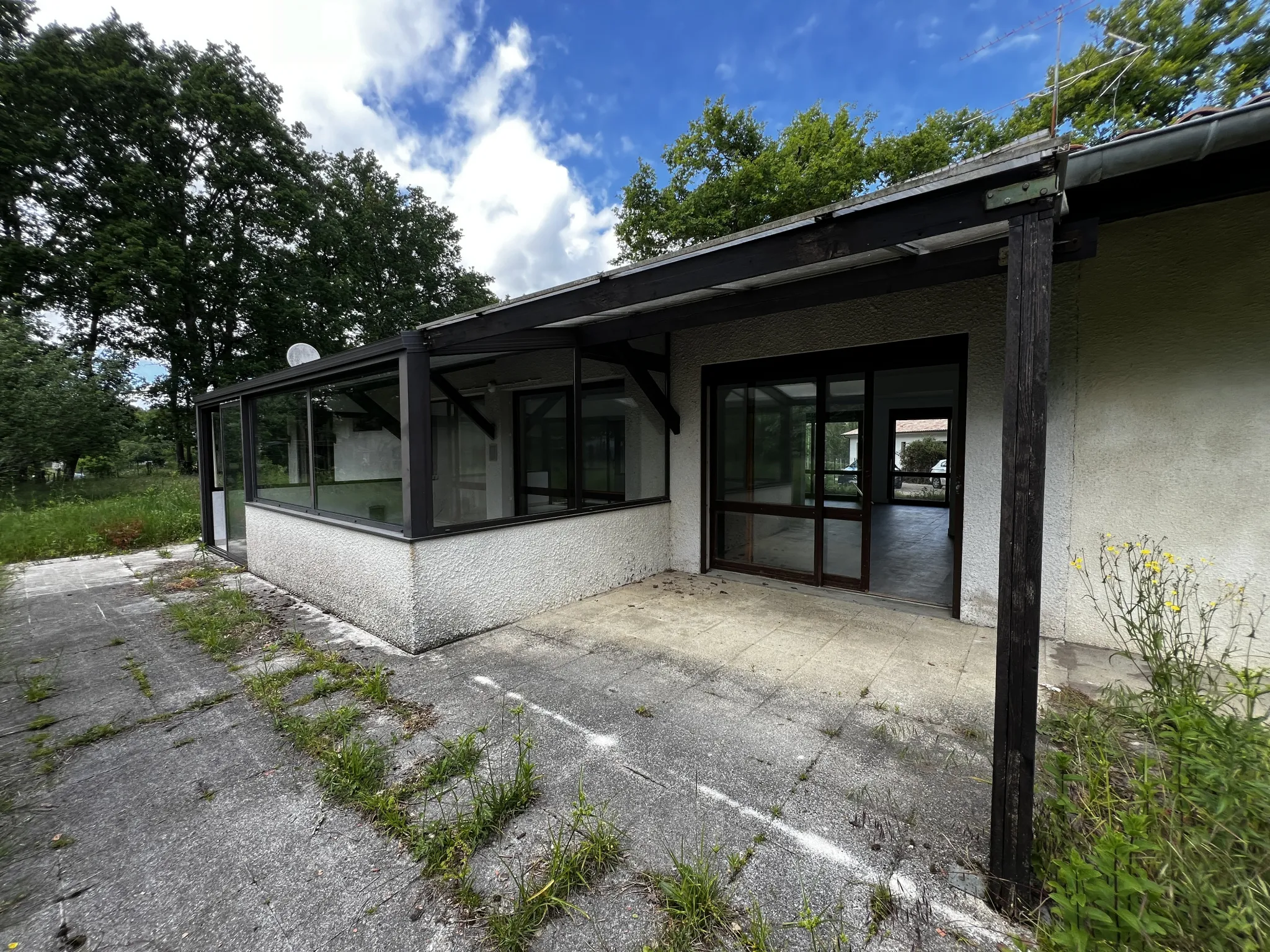 Maison contemporaine Girolle 3 chambres avec jardin et garage à Roaillan 