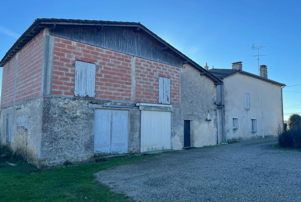 Charmante maison girondine avec dépendances à Sauveterre de Guyenne 