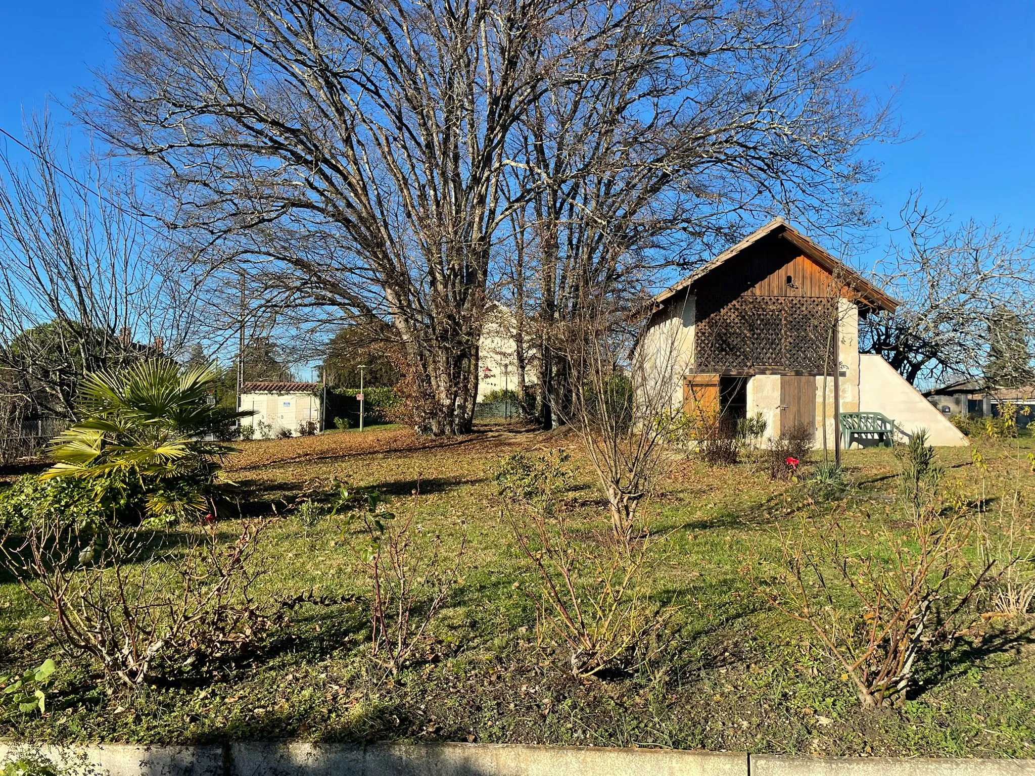 Charmante maison girondine avec dépendances à Sauveterre de Guyenne 