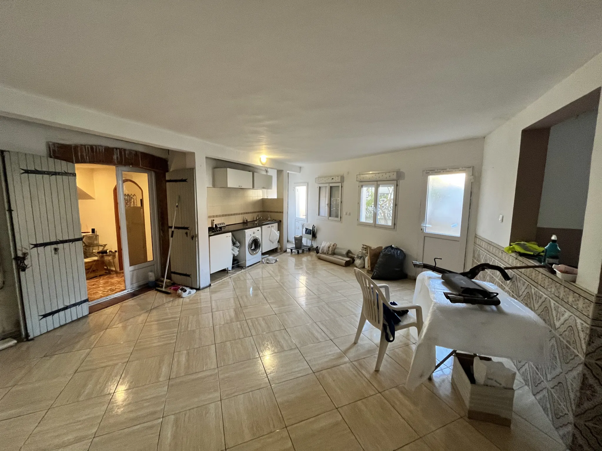 Maison 128 m2 avec fort potentiel en zone franche à Marseille 