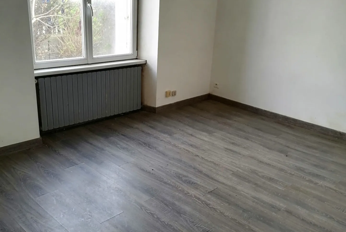 À Plogoff, maison de 105 m² à rénover - 180 200 € 