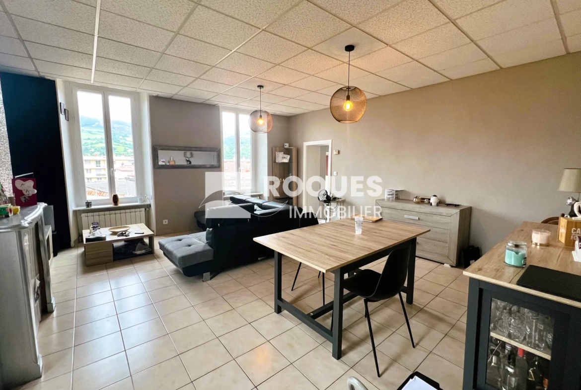 Vente Appartement à Millau avec Terrasse et 5 Chambres 