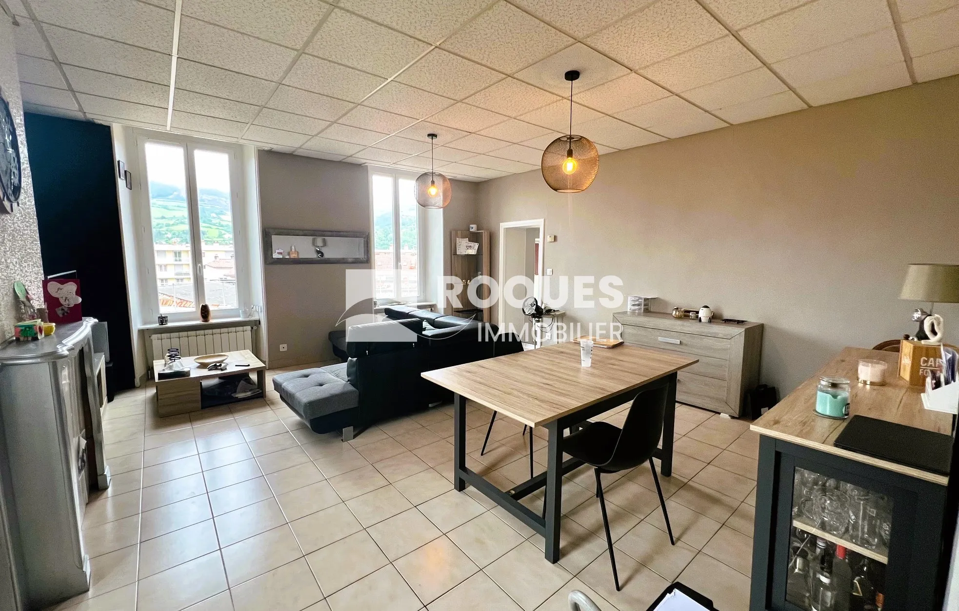 Vente Appartement à Millau avec Terrasse et 5 Chambres 