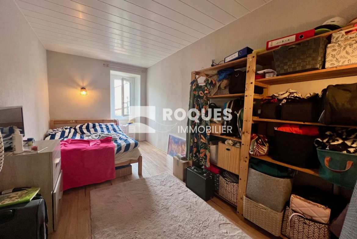 Vente Appartement à Millau avec Terrasse et 5 Chambres 