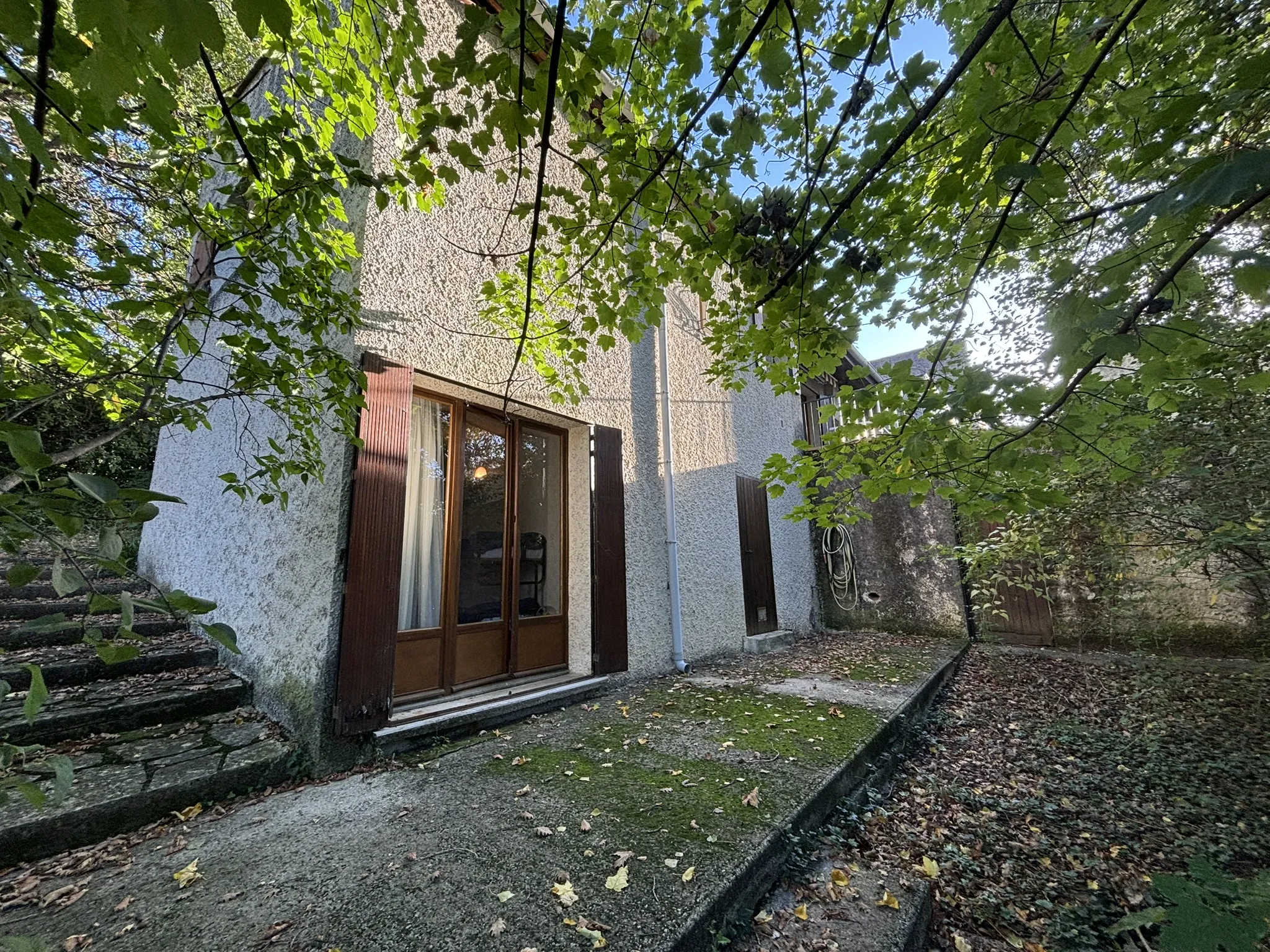 Maison à rénover de 92 m² à Nyons sur 992 m² de terrain 