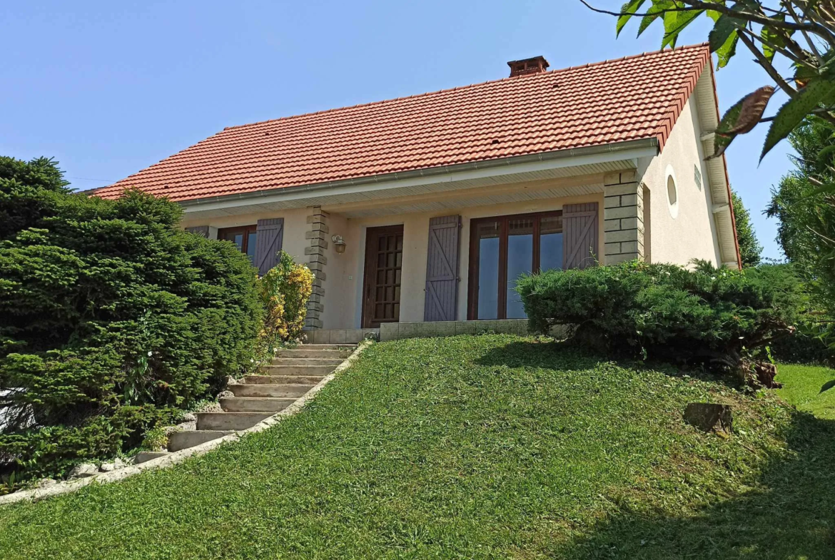 Maison familiale à vendre à Creuzier-le-Vieux, près de Vichy 