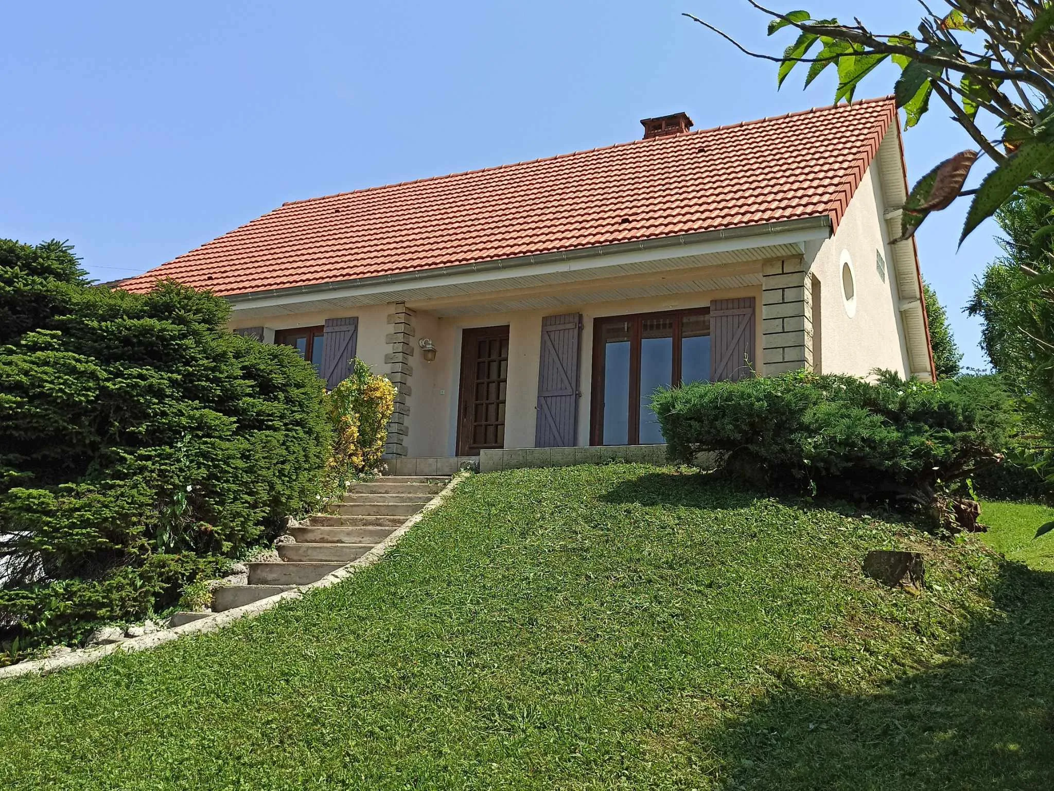 Maison familiale à vendre à Creuzier-le-Vieux, près de Vichy 