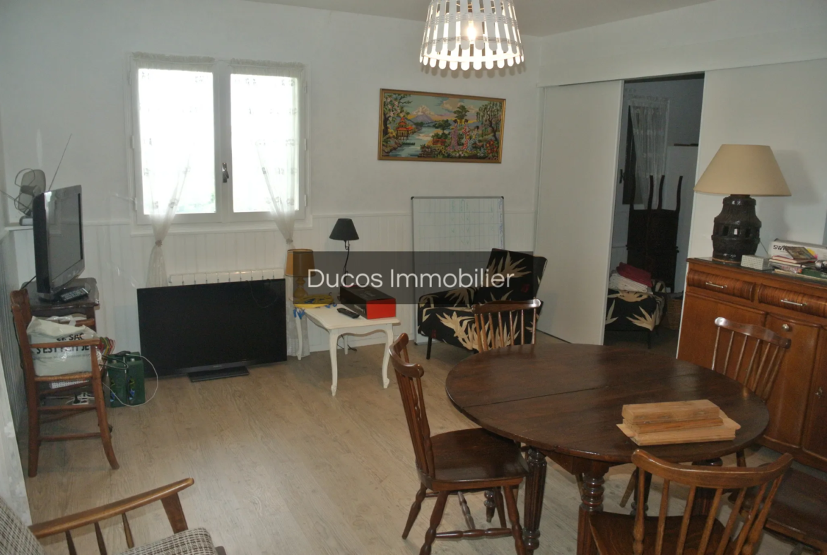 Maison spacieuse avec piscine à Marmande - 188 m² 