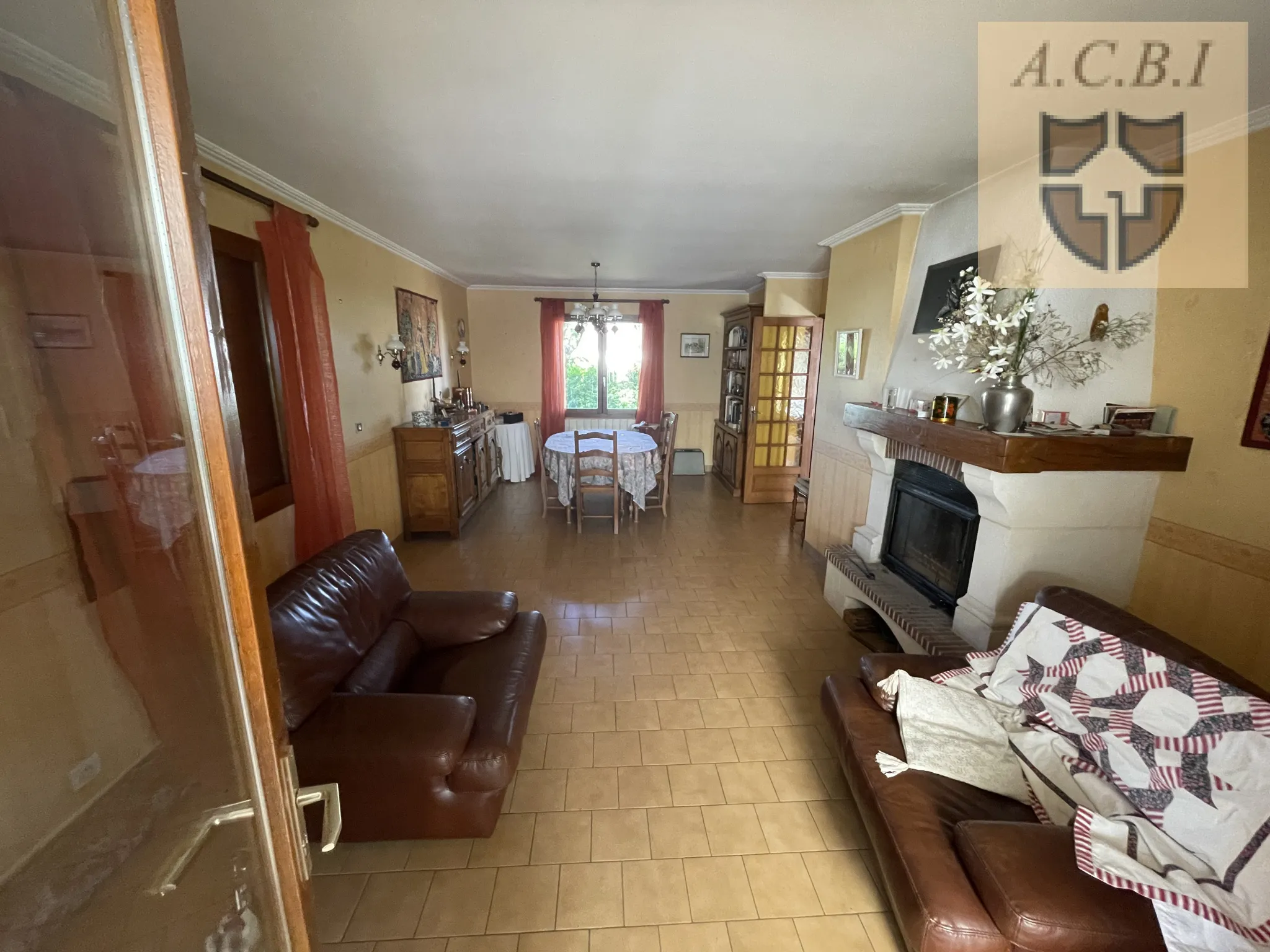 A vendre : Maison 5 pièces à Oucques 