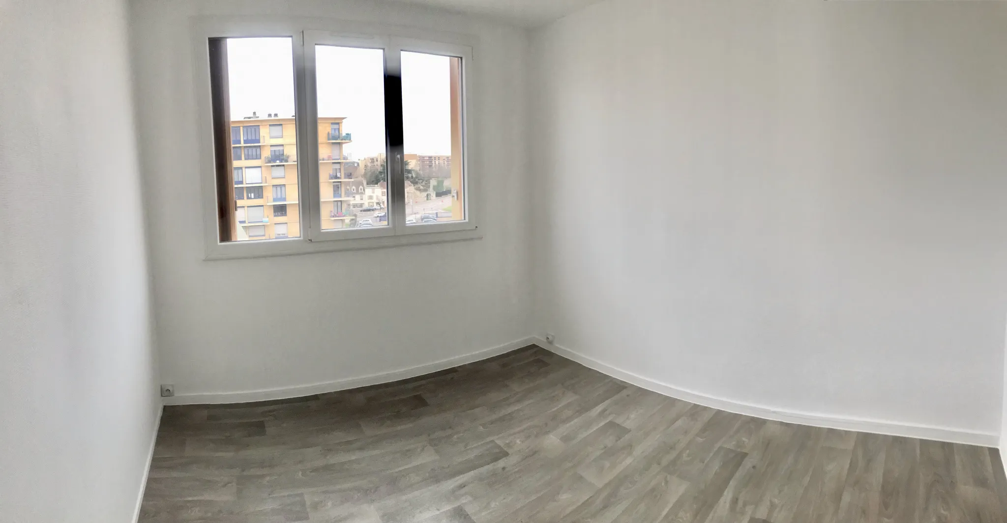 Appartement lumineux 4 pièces à Mantes la Jolie avec vue 