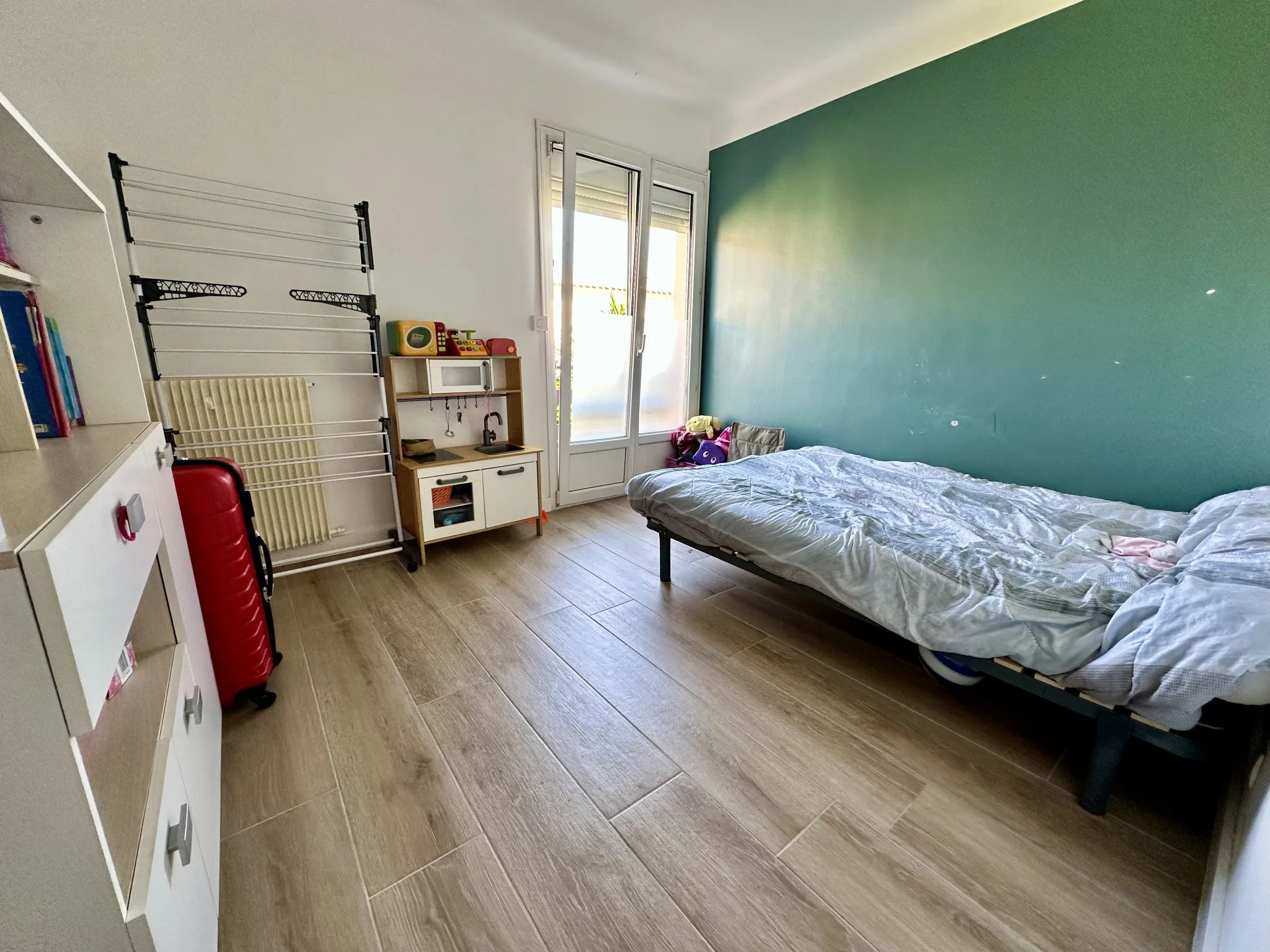 Appartement T3 rénové à Narbonne avec espace extérieur 