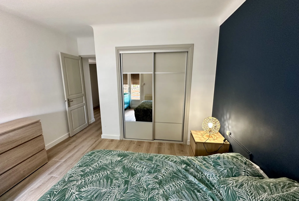 Appartement T3 rénové à Narbonne avec espace extérieur 