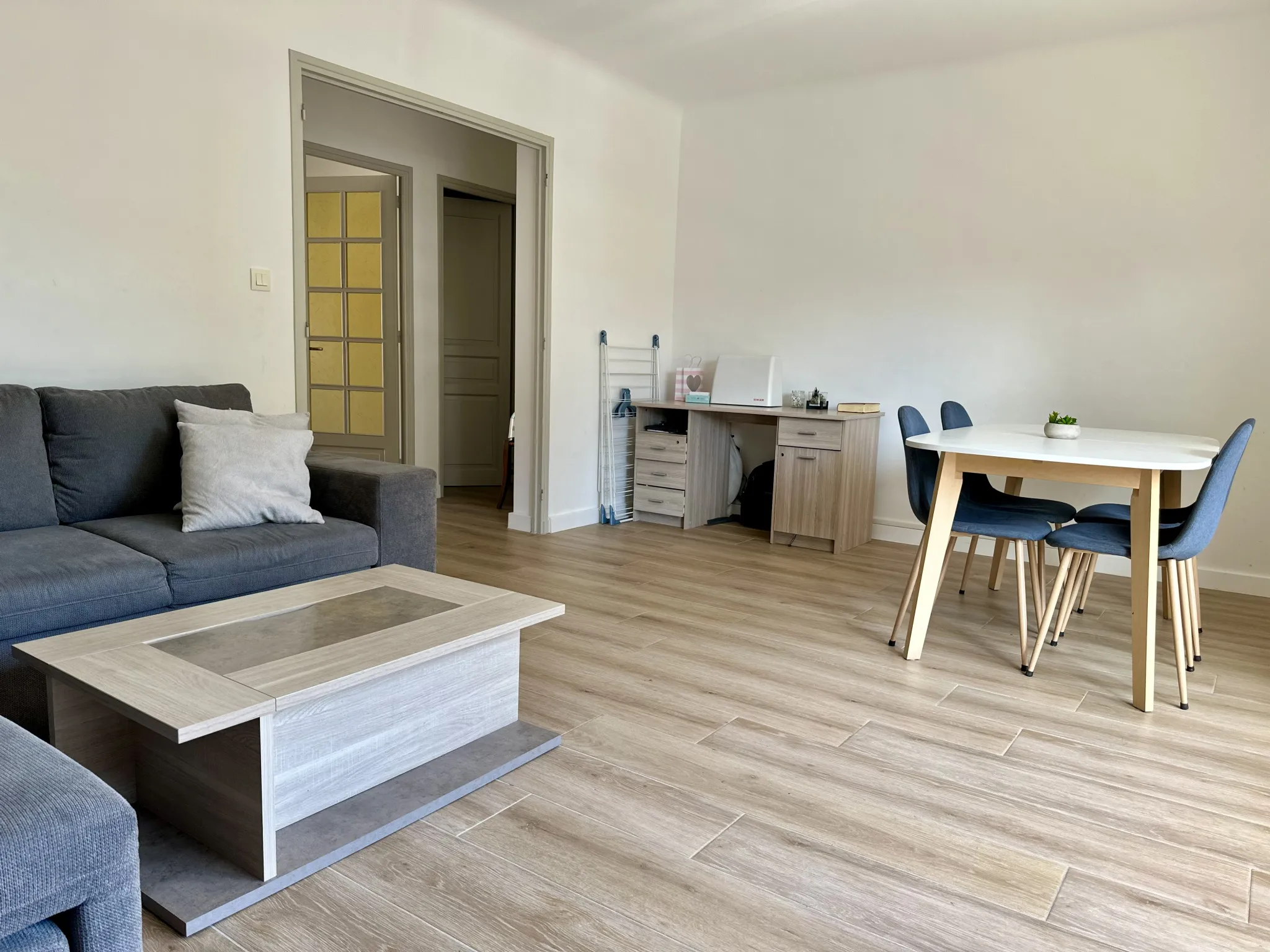 Appartement T3 rénové à Narbonne avec espace extérieur 