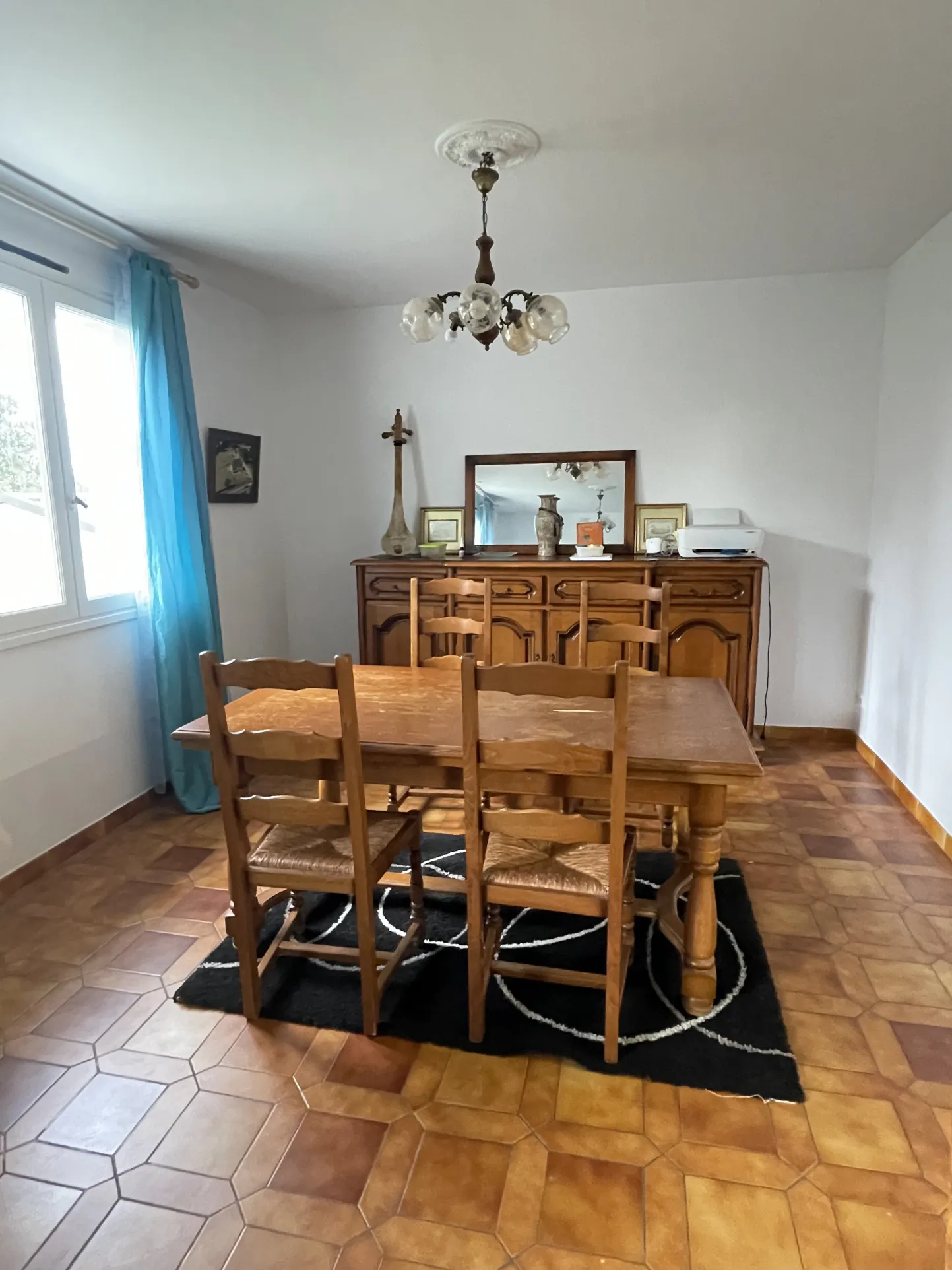 Maison familiale rénovée à Louverne, 5 chambres 