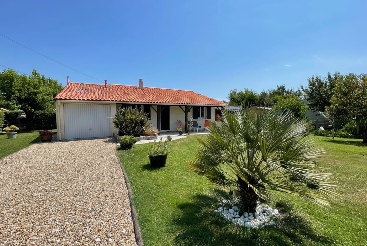 Maison rénovée 4 pièces avec jardin à Meschers-sur-Gironde 