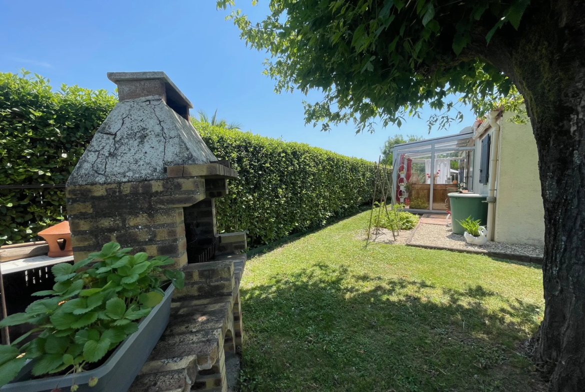 Maison rénovée 4 pièces avec jardin à Meschers-sur-Gironde 