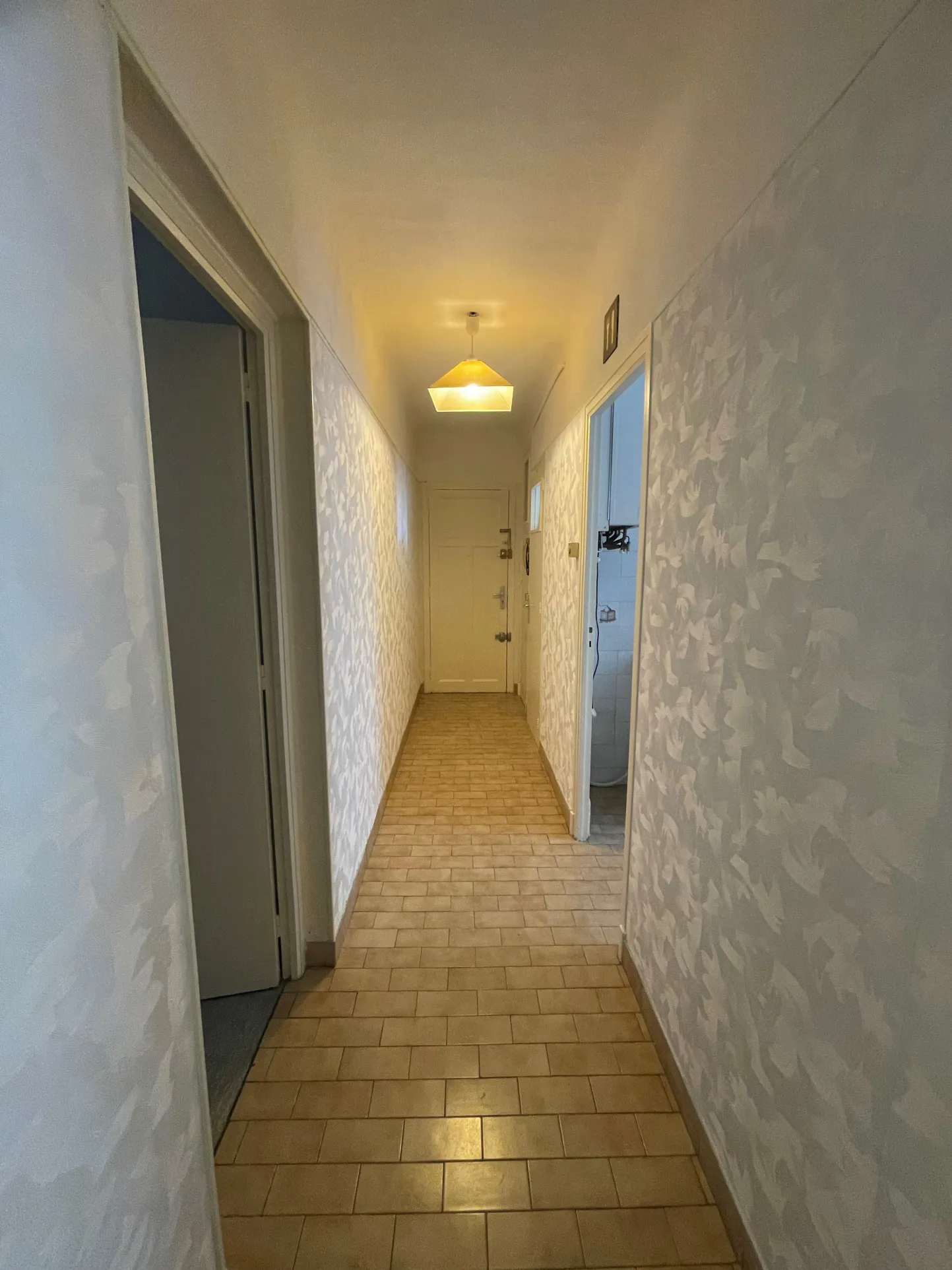 Appartement T3 rénové à vendre près de la Gare de Perpignan 