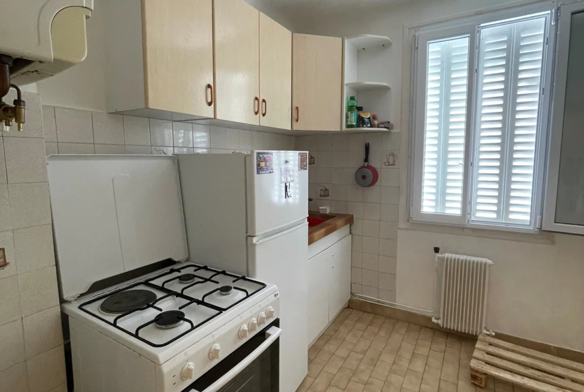 Appartement T3 rénové à vendre près de la Gare de Perpignan 