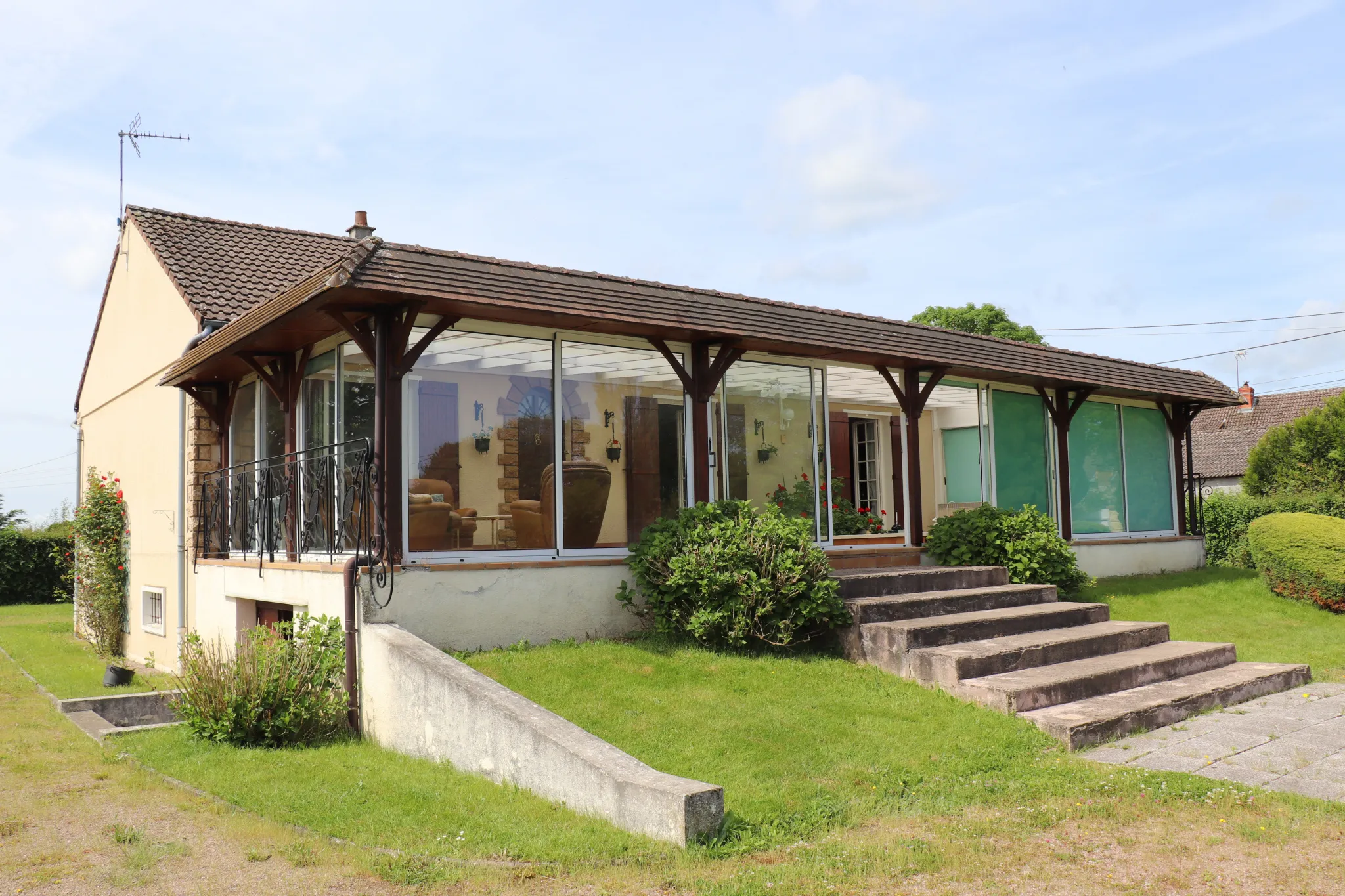 Vente pavillon à Antully - 169 000 euros - 3 chambres et jardin 