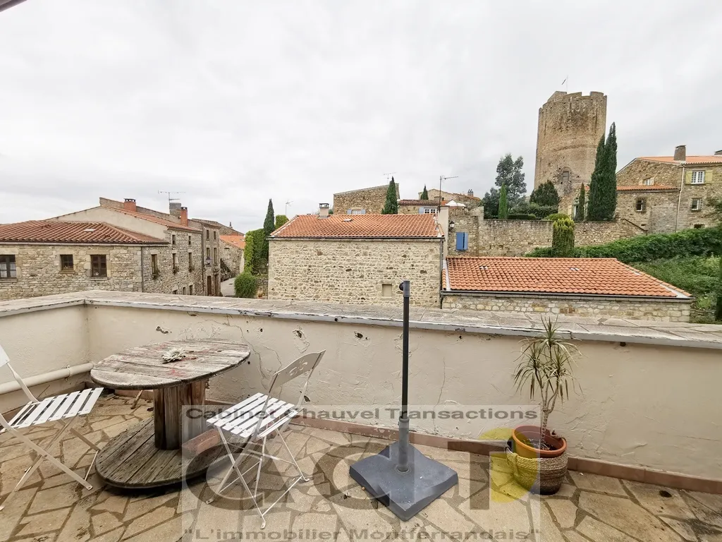 Maison à vendre à Montpeyroux avec terrasse et 2 chambres 