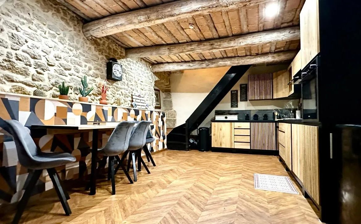 Maison de village rénovée à Collias - 84 m2 à vendre 