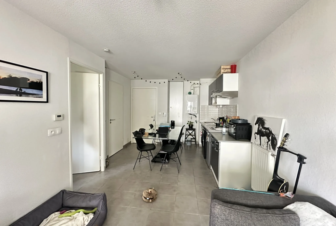 À vendre : Appartement T2 de 38.25 m² à Toulouse (31400) 