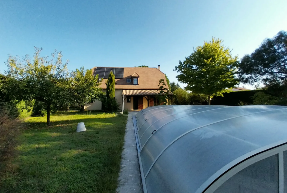 Maison à vendre à Prigonrieux - 4 chambres avec piscine 