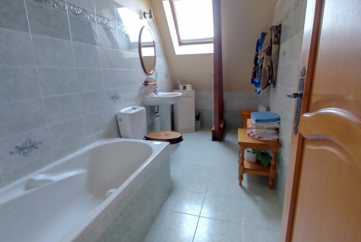 Maison à vendre à Prigonrieux - 4 chambres avec piscine 