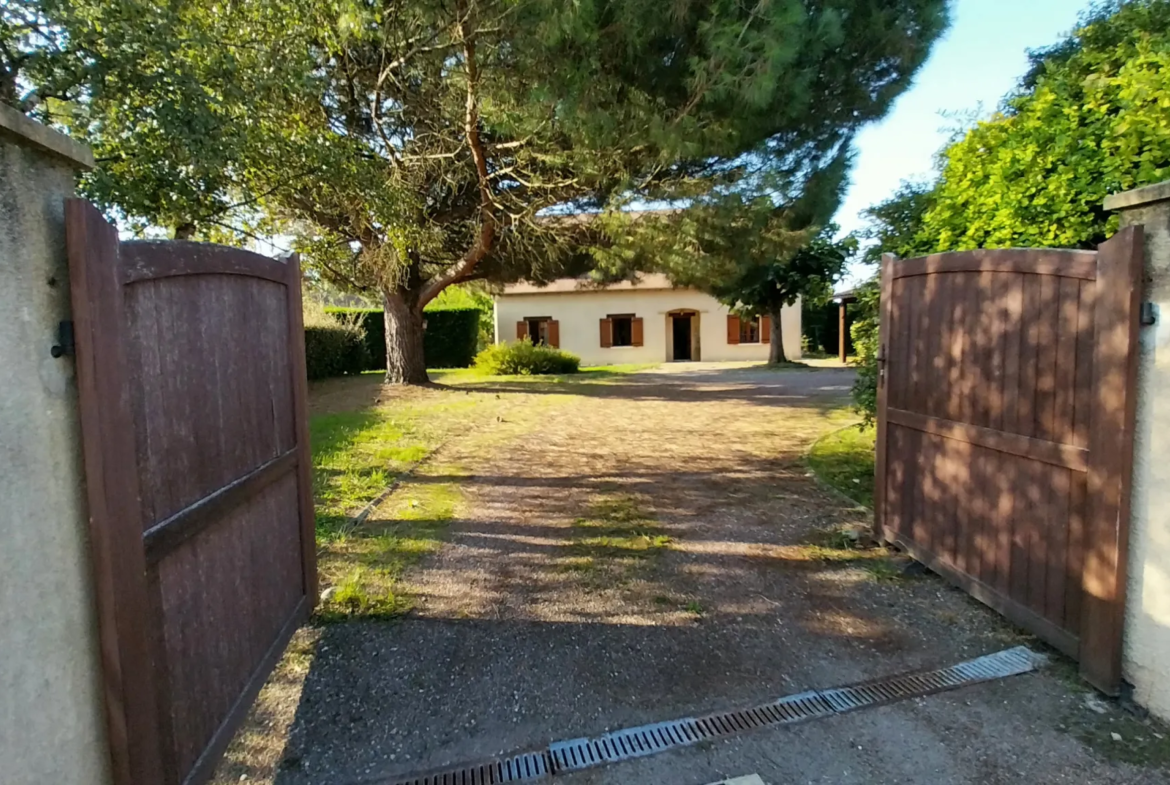 Maison à vendre à Prigonrieux - 4 chambres avec piscine 