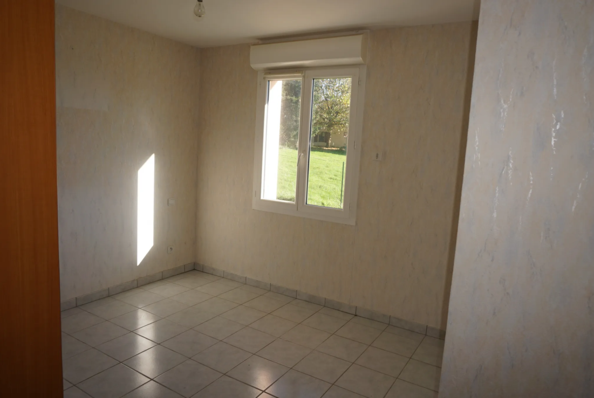 Maison à vendre à Chauffailles - 3 chambres sur 2400 m² 