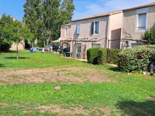 Maison mitoyenne à Fuveau avec piscine et services inclus