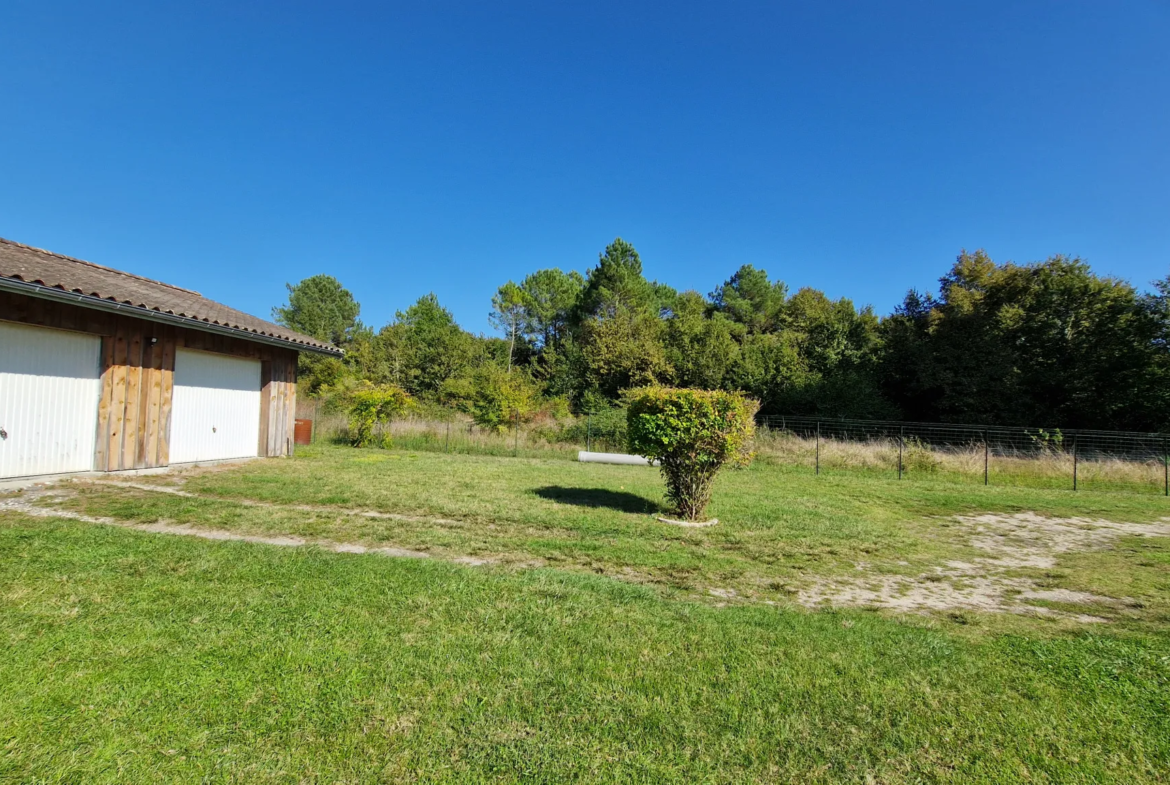 Maison contemporaine avec 3 chambres, piscine et garage double à Langon 