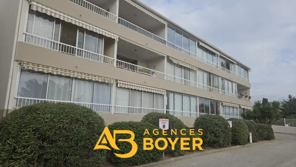 Achetez un appartement à Bandol - 40,02 m² près du port