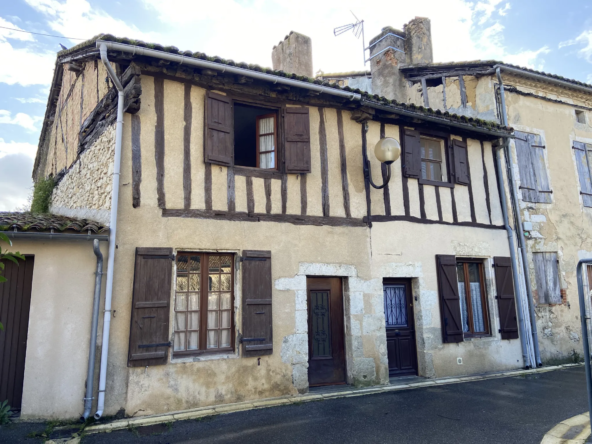 Maison de village avec jardin à Gondrin à vendre