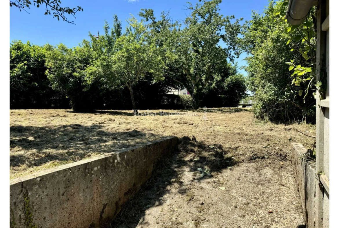 Terrain à bâtir de 722 m² à Camblanes-et-Meynac 