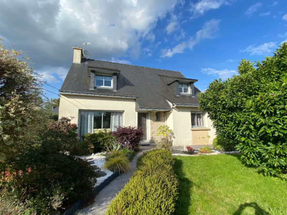 Belle maison de Bourg à Bubry à vendre