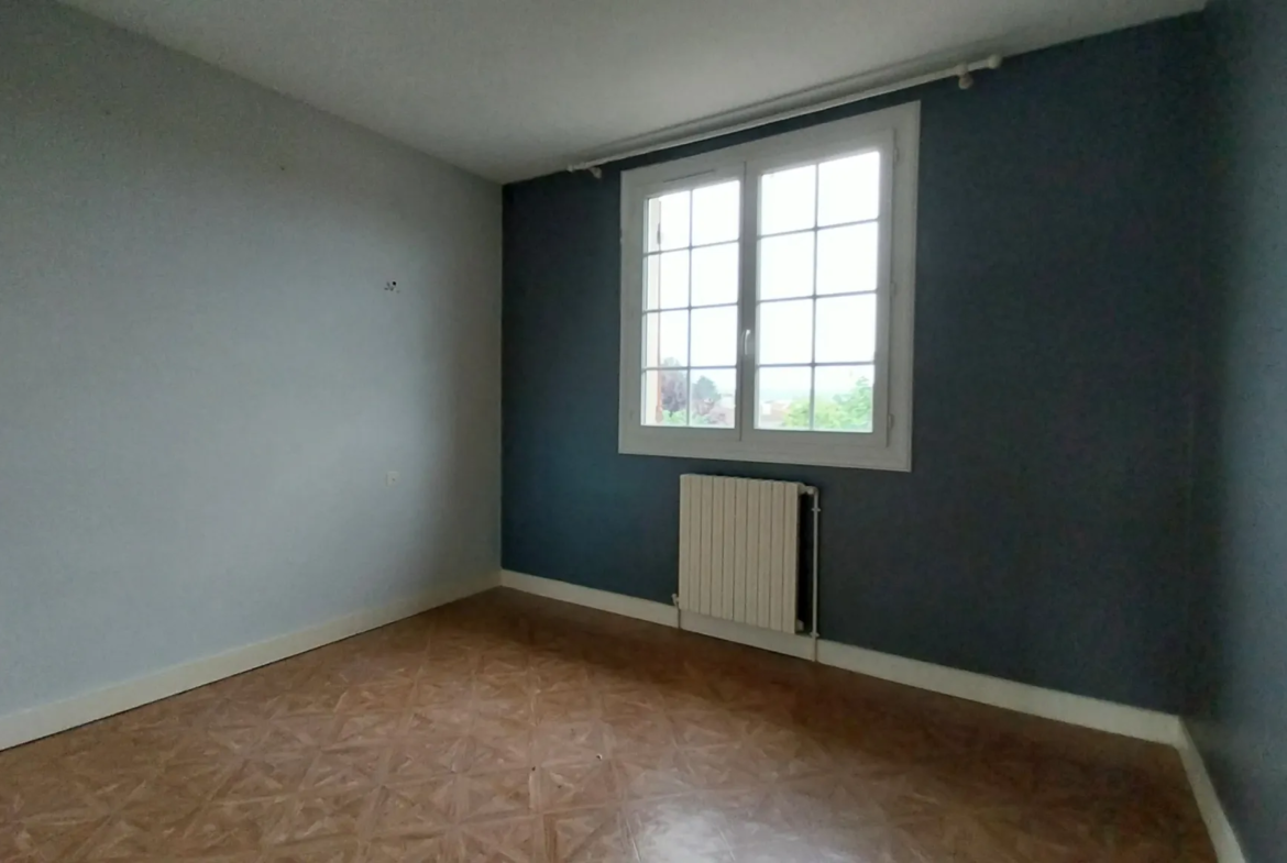 Maison à vendre à Chancelade avec jardin et garage 