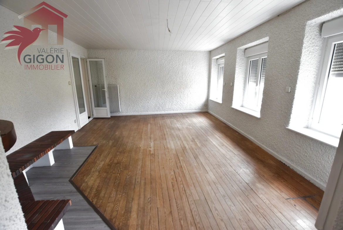 Appartement en duplex F6 avec grande terrasse à Nommay 