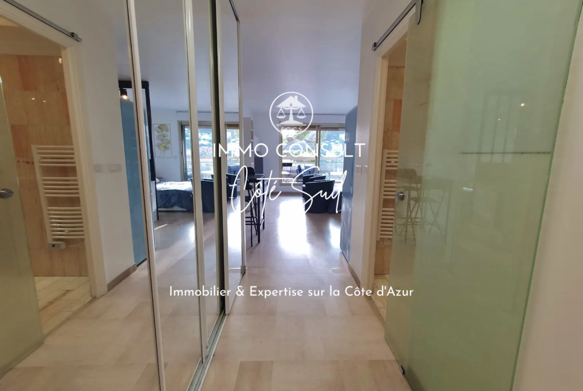 Studio de 31 m² avec terrasse et vue mer à Nice 