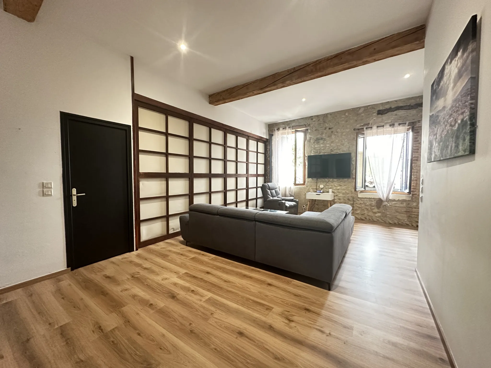 À vendre : Appartement rénové de 153 m² à Bourg de Péage 