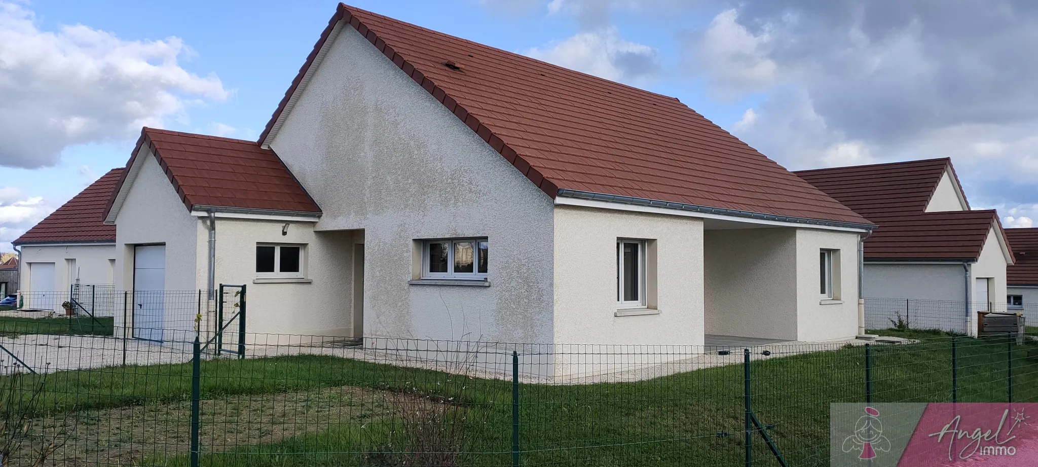 Maison individuelle plain-pied avec 3 chambres à vendre à Rochefort-sur-Nenon 