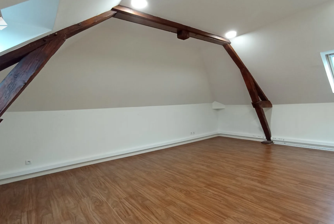 Maison de ville à vendre à Lillebonne - 160 m² 