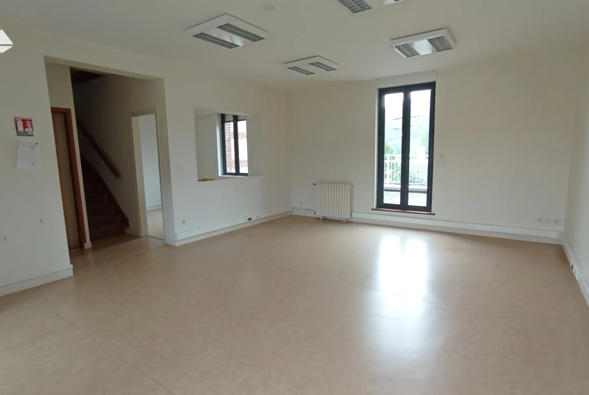 Maison de ville à vendre à Lillebonne - 160 m² 