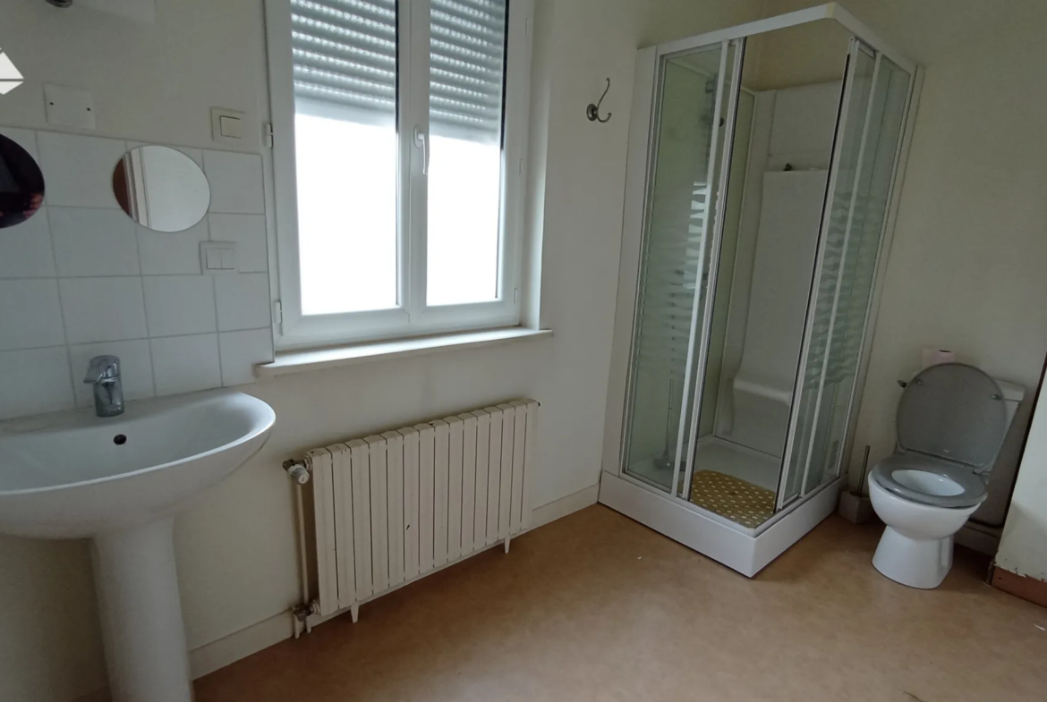 Maison de ville à vendre à Lillebonne - 160 m² 