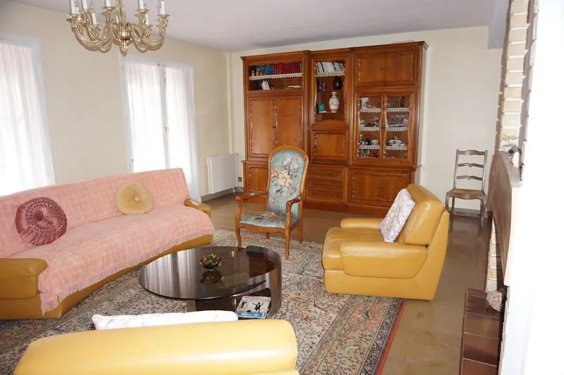 Maison à vendre au centre de Digoin - 206 m² 