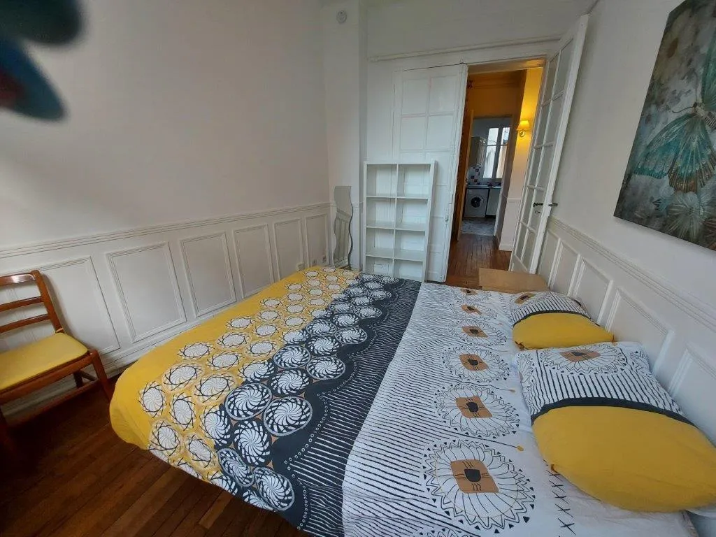 Appartement T2 à vendre, loué meublé à Versailles 